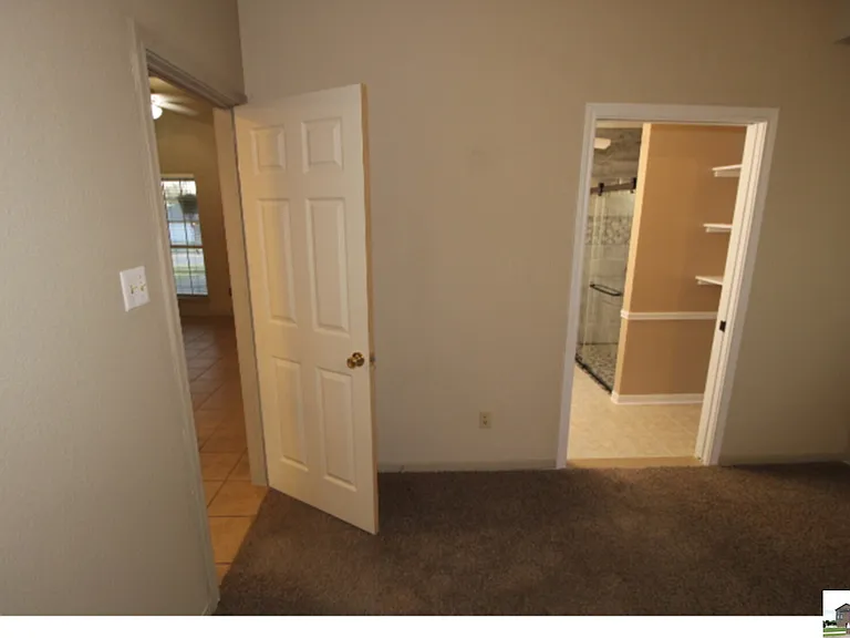 924 Northern Dancer Dr — Photo 22