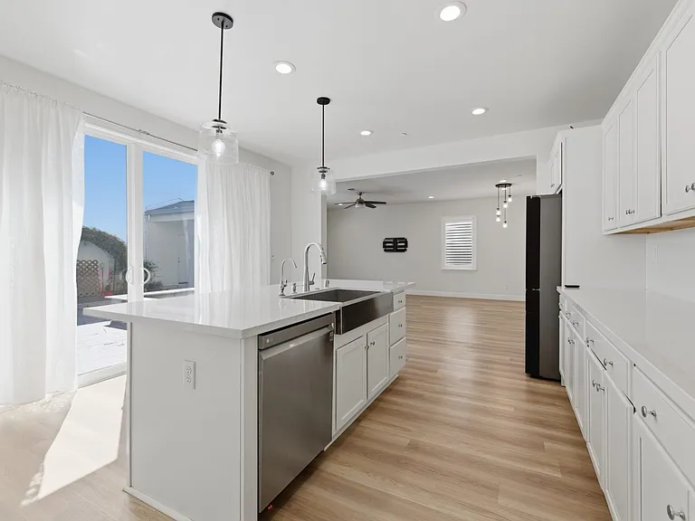 3004 Ellis Town Dr — Photo 13