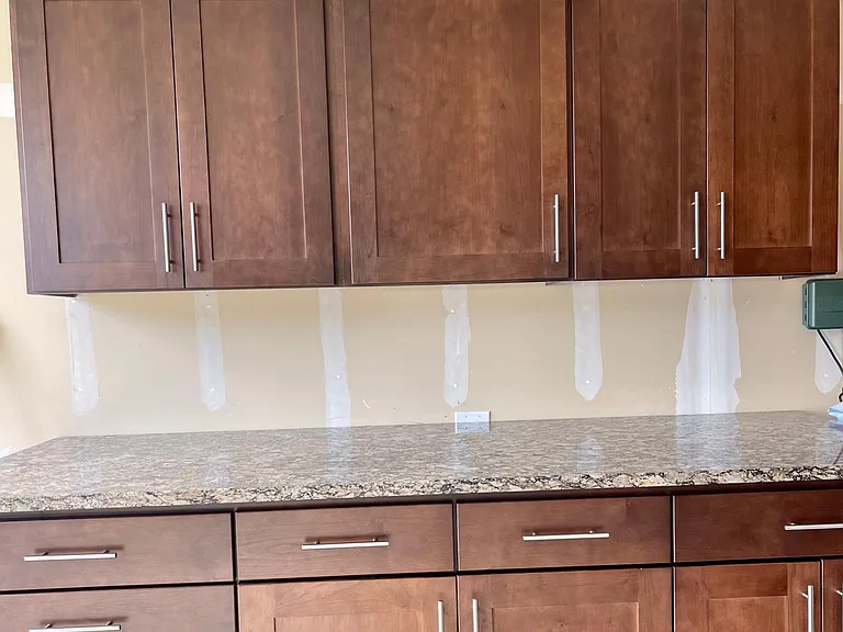 Cabinetry & Countertop at Garage