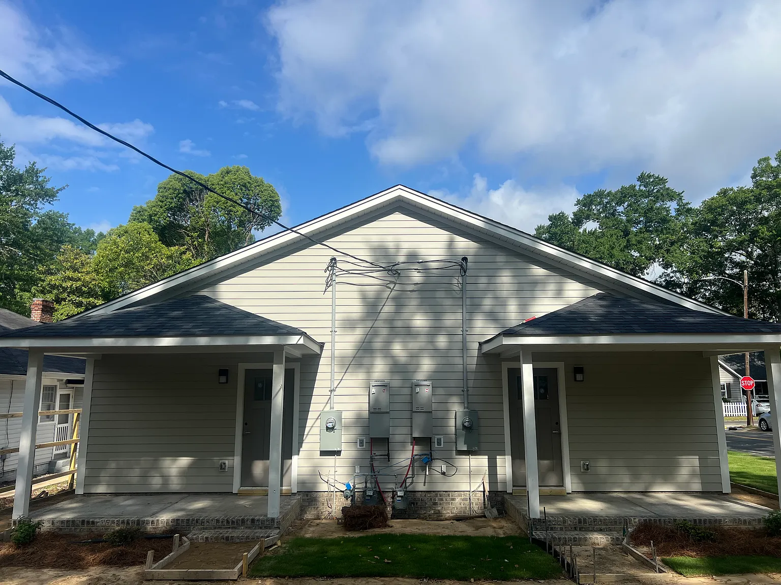 3 bed, 1220 sqft, $2,500 — Photo 4