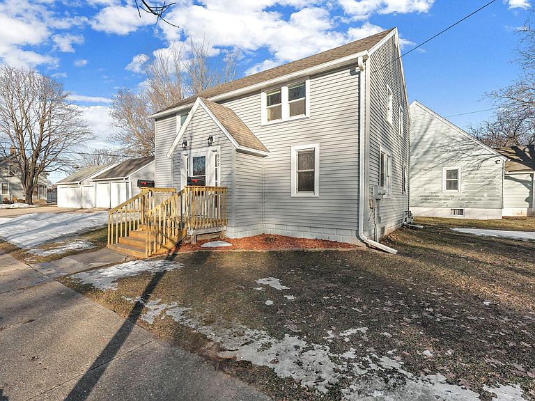 Listing photo 3