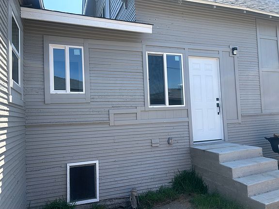 2nd image of 1419 E 61st St #2