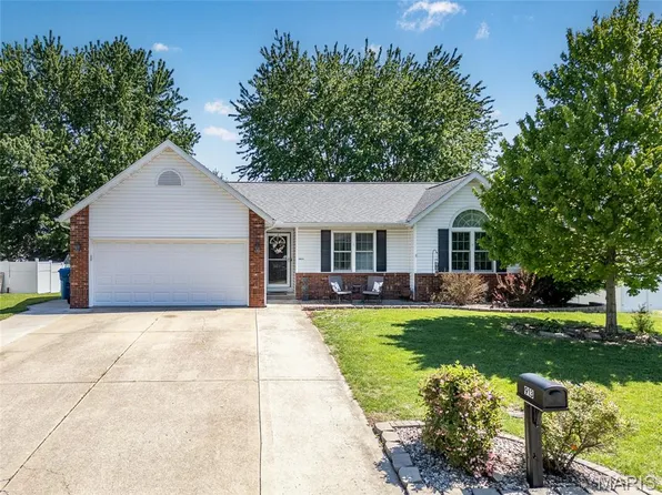 913 Copper Rdg, Maryville, IL 62062