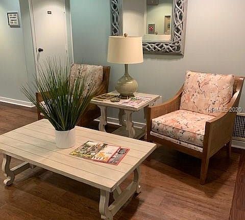 3rd image of 300 Woodhaven Dr