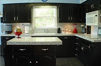 5th image of 193 NE Beechwood Ct