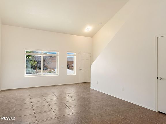 5th image of 6684 S Avenida Carmencita