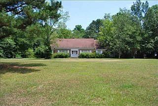 2nd image of 916 Sweet Bay Dr