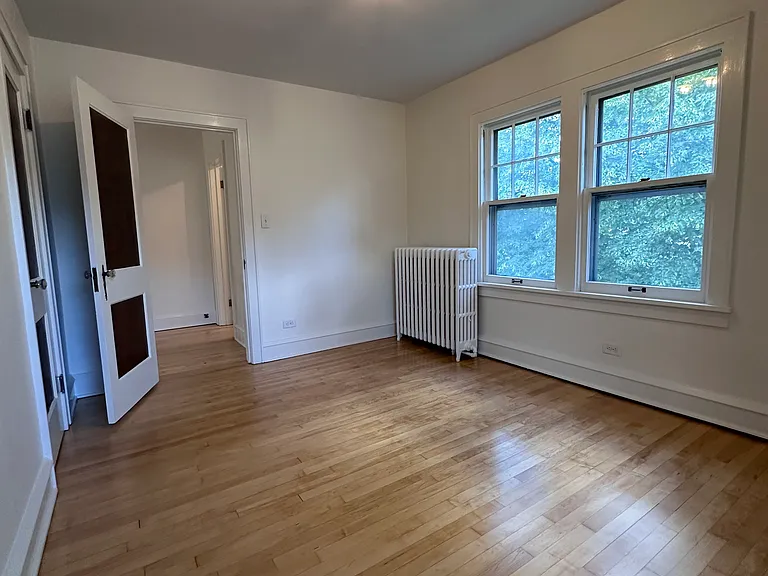321 Roosevelt Ave — Photo 14