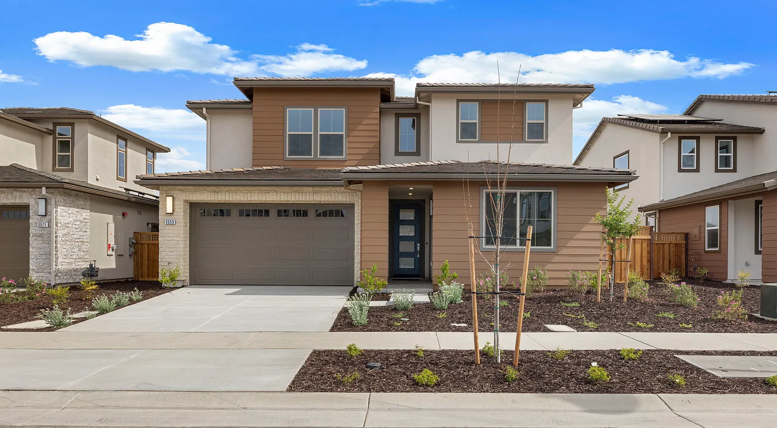 3559 Bullard Ln photo 1