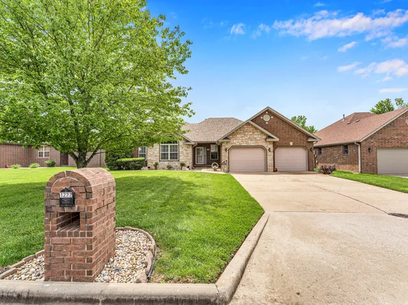 1222 E Ogorman Court, Springfield, MO 65803
