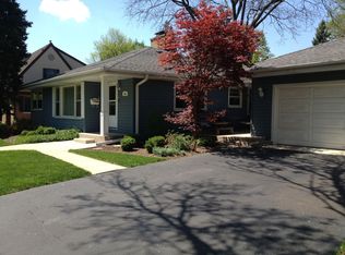 444 S Stewart Ave, Lombard, IL