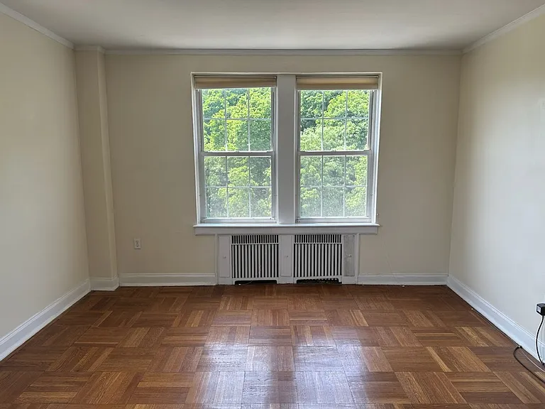 The Royal York Apartments — Photo 220