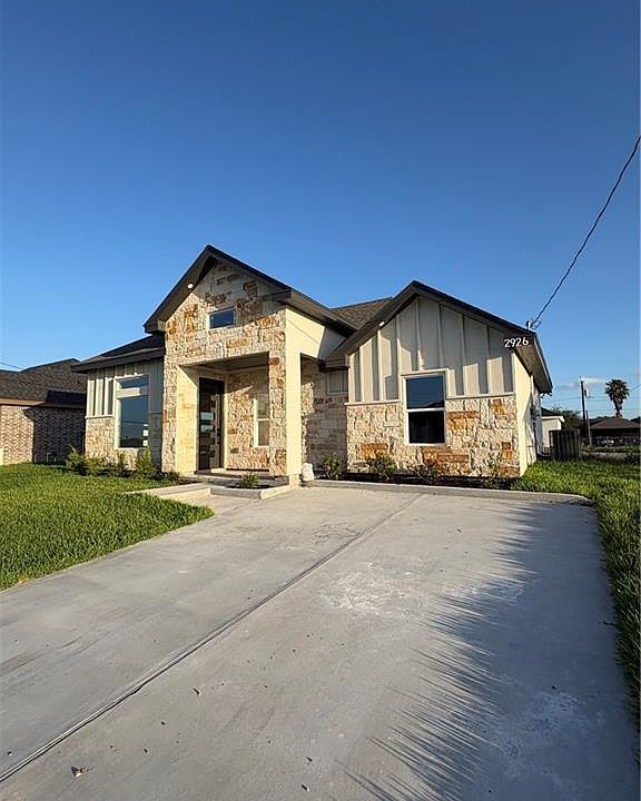 1st image of 2926 Rio Red Cir S