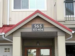 565 NW Lost Springs Ter UNIT 202, Portland, OR 97229