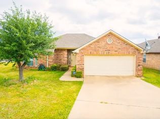 3207 Oakleigh St, Longview, TX 75605