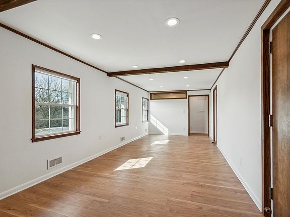 Great Room View to Dining Nook