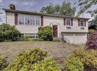 8015 SW 9th Ave, Portland, OR 97219