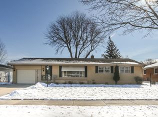 432 N Locust St, Green Bay, WI 54303
