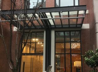 977 Mainland St #602, Vancouver, BC V6B 1T2