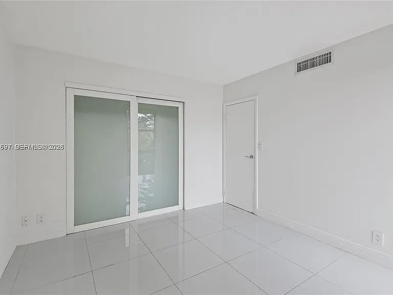 20335 N Country Club Dr #209 — Photo 11