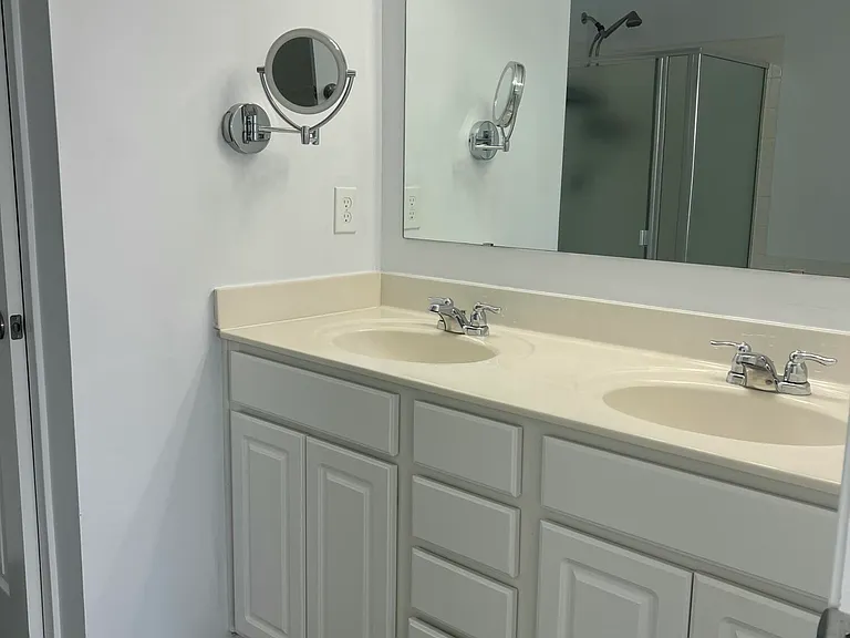 5057 Tealwood Dr — Photo 12