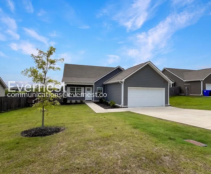 1309 Ventura Ln — Photo 3