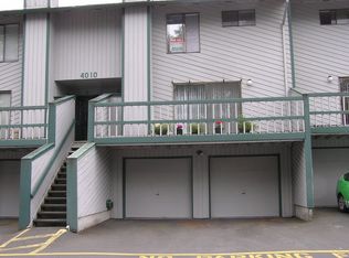 4010 S 158th St APT C, Tukwila, WA 98188