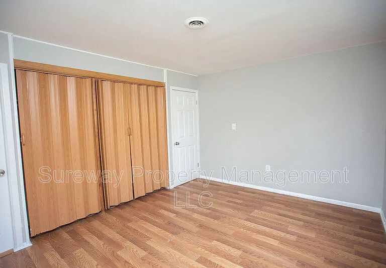 17 Snowdon Ln — Photo 24