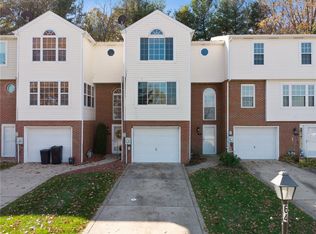 64 Fairway Dr, Delmont, PA 15626