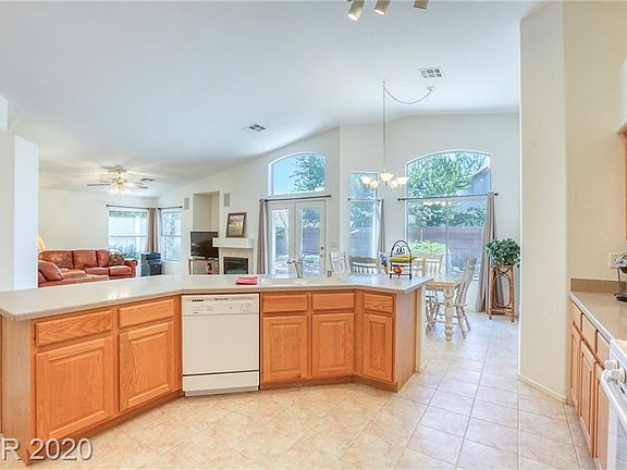 4th image of 5021 Tropical Cliff Ave