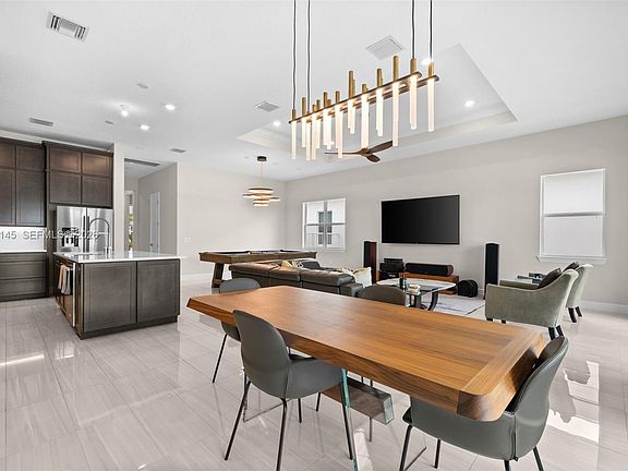 5th image of 257 Zelda Ln