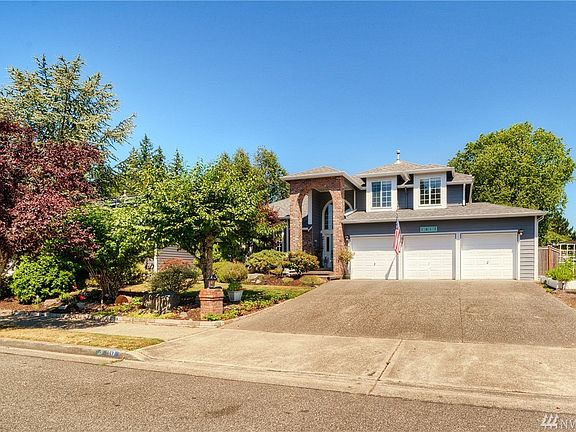 3rd image of 1917 19th Avenue Ct SE