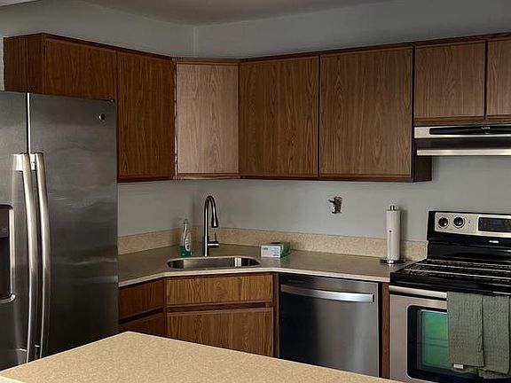 5th image of 1808 Beacon Hill Dr