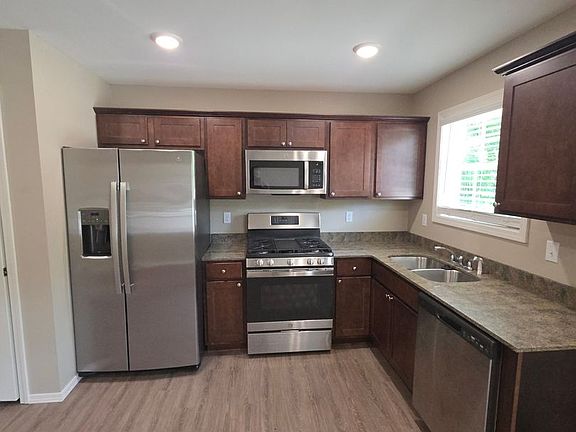 5th image of 1026 S Ithaca Ave APT 4