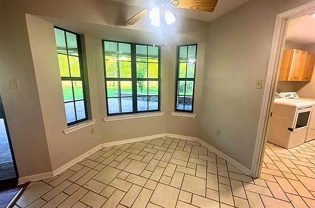 403 Sandpiper Ct — Photo 8