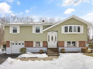 7 Nancy Cir, Maynard, MA 01754