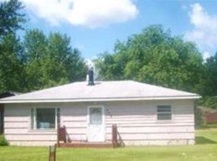 802 Oak St, Lennon, MI