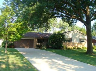 6819 Springcrest Cir, Cincinnati, OH 45243