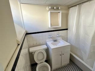 1100 Perkiomen Ave #1S, Reading, PA 19602