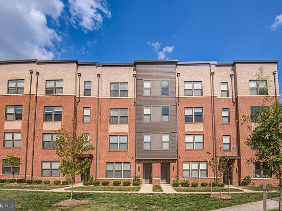 2nd image of 47 Silverway Dr Unit 44
