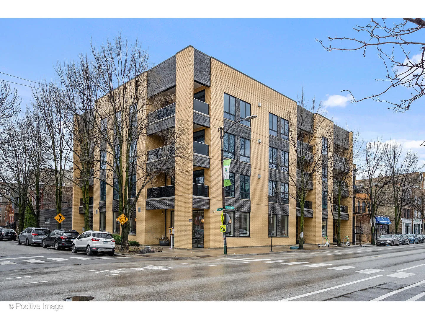 1017 N California Ave #9 photo 1