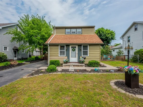104 Keating Dr, Rochester, NY 14622