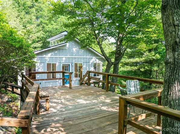 190 Linden Ln, Black Mountain, NC 28711