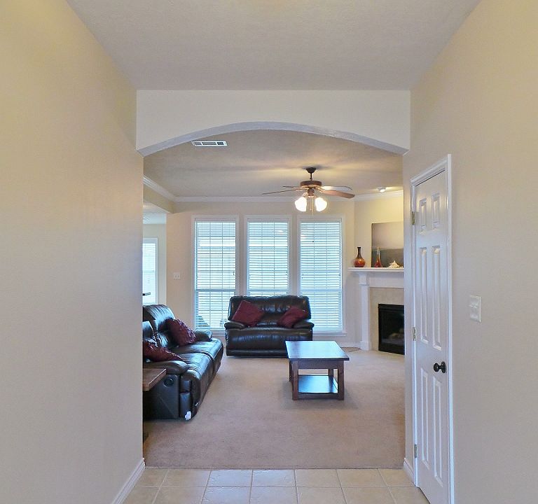 1st image of 103 Karten Ln