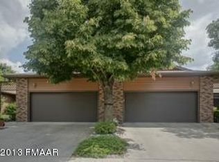 2716 27th St S, Fargo, ND 58103