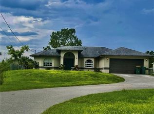 3724 41st Ave NE, Naples, FL 34120