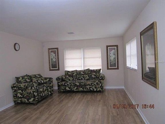 5th image of 9406 N Newport Ave
