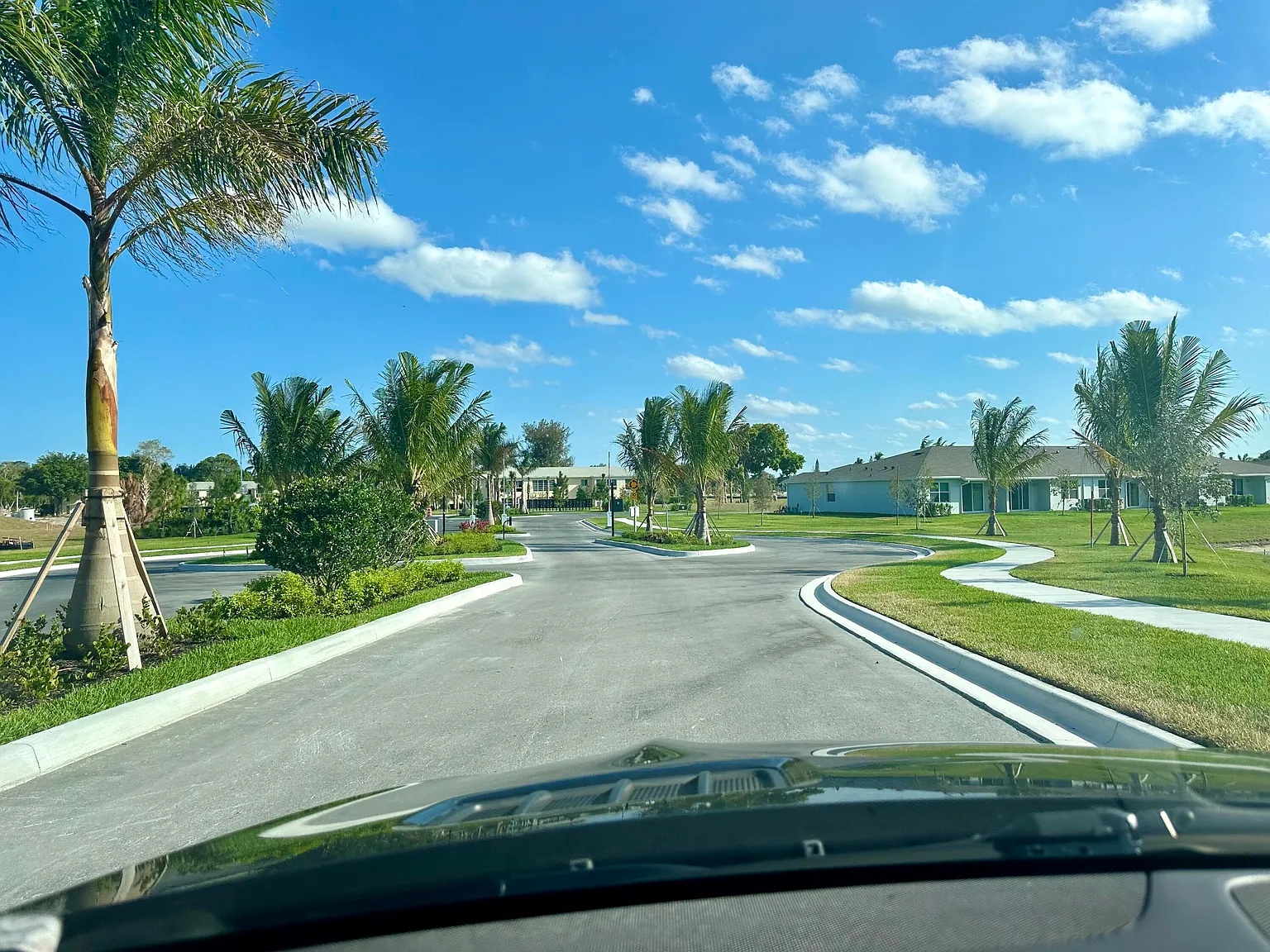 2 bed, 2.0 bath, 1319 sqft, $3,000 — Photo 4