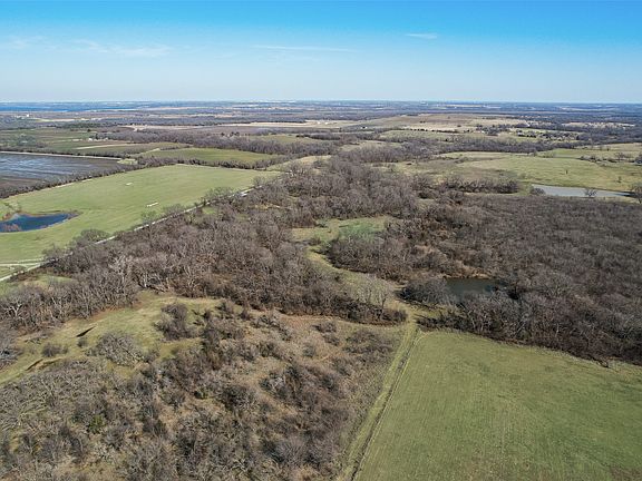 5th image of Saint Claire Rd