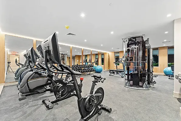 Rented by Realmart Realty LLC | media 10